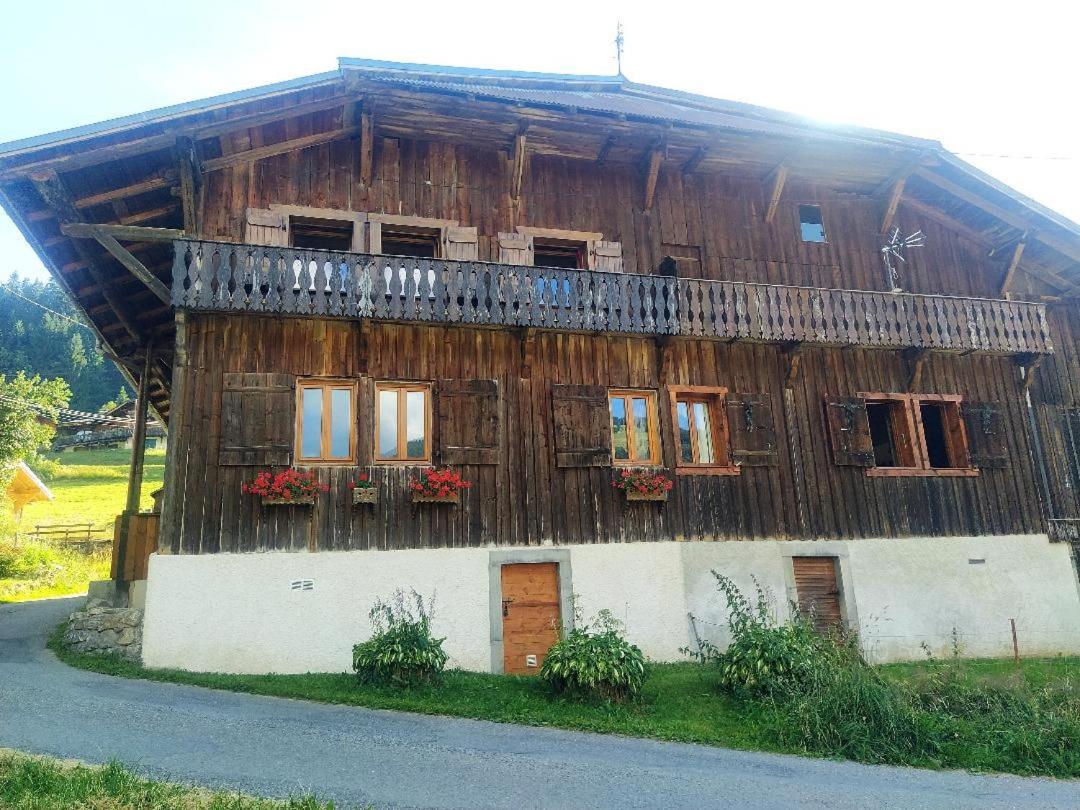 Chalet Lisa B&B Morzine Buitenkant foto